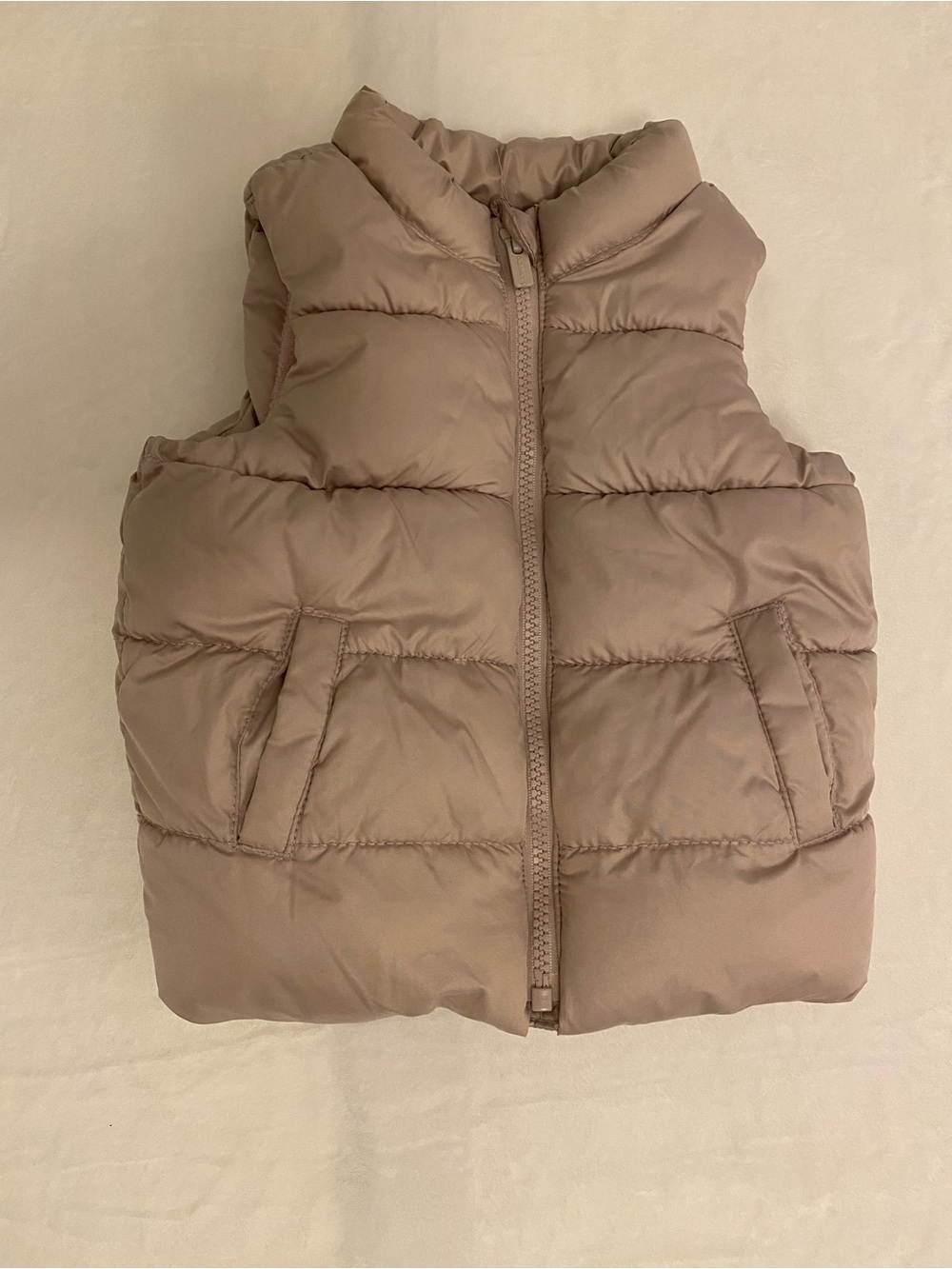 Old Navy Taupe Puffer Sleeveless Winter Vest for Kids Size 18-24M